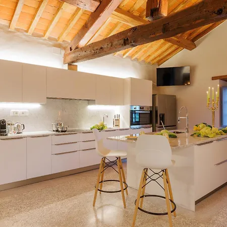 Villa Nello's, Di Pregio Con *