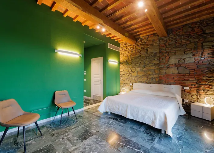 Nello's, Di Pregio Con Cortona