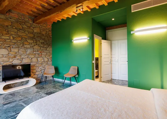 Nello's, Di Pregio Con Villa Cortona