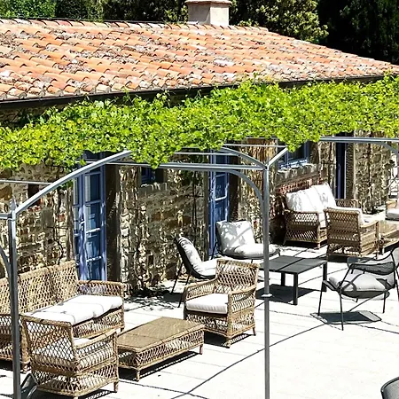 Nello's, Di Pregio Con Cortona