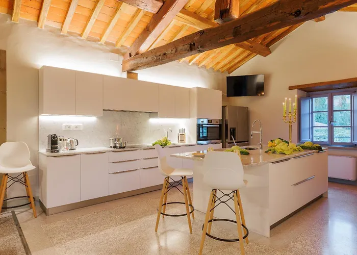 Villa Nello's, Di Pregio Con *