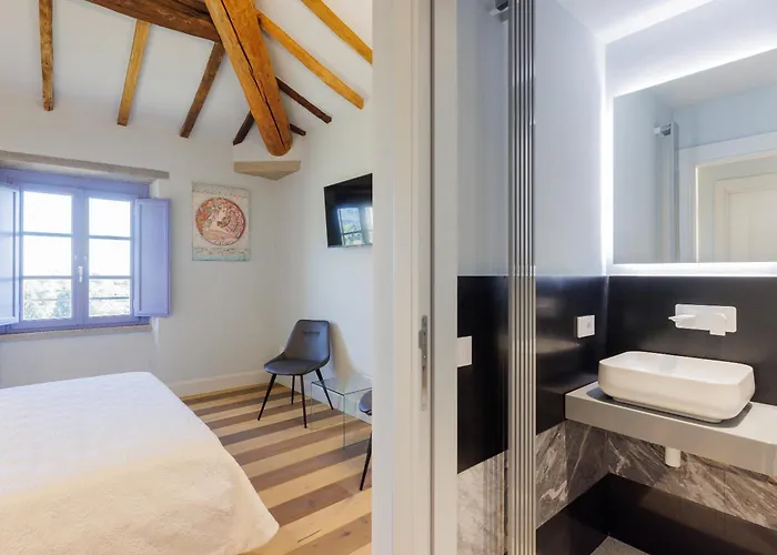 Nello's, Di Pregio Con Villa Cortona